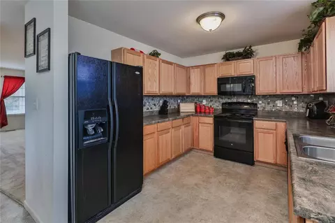 523 Wycombe Dr, O'fallon, MO 63366 photo 7