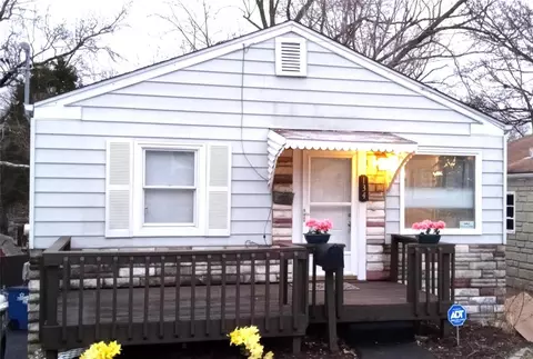 134 Elkan Ave, Saint Louis, MO 63135