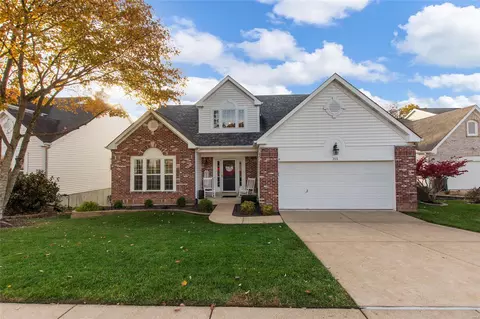 215 Strecker Farms Ct, Wildwood, MO 63011