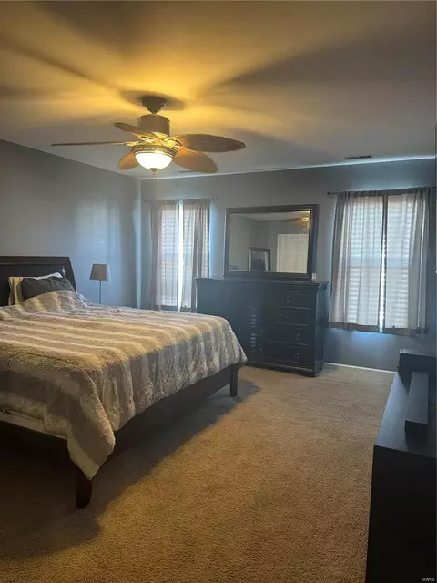 325 Wild Oak Dr, O'fallon, MO 63368 photo 9