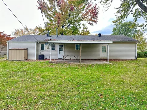 203 Allen Dr, O'fallon, MO 63366 photo 24