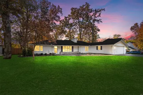 1012 Oakland Ave, Saint Louis, MO 63122