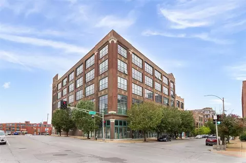 2323 Locust Ave #309, Saint Louis, MO 63103