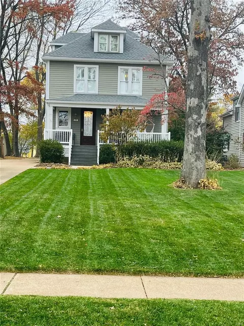 444 N Van Buren Ave, Saint Louis, MO 63122