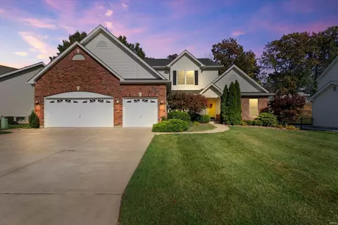 3533 Post Valley Dr, O'fallon, MO 63368
