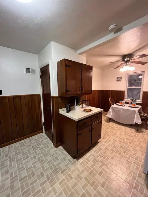 16 Bascom Dr, Saint Louis, MO 63135 photo 8