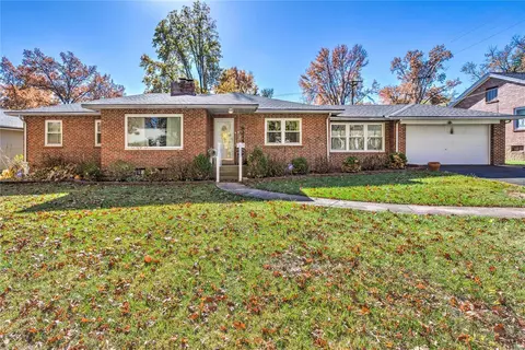 8214 Balson Ave, Saint Louis, MO 63132
