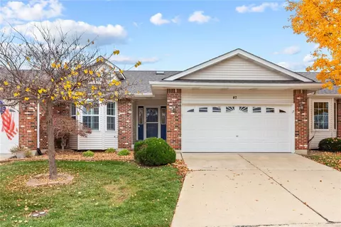 87 Rue De Paix Dr, Lake Saint Louis, MO 63367