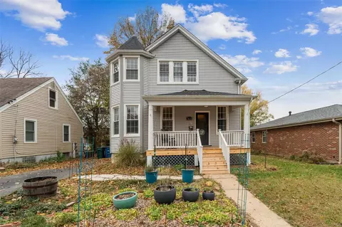 7626 Comfort Ave, Maplewood, MO 63143