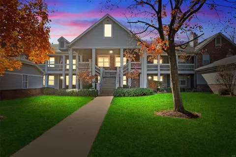 5459 Kenrick Parke Dr, Saint Louis, MO 63119