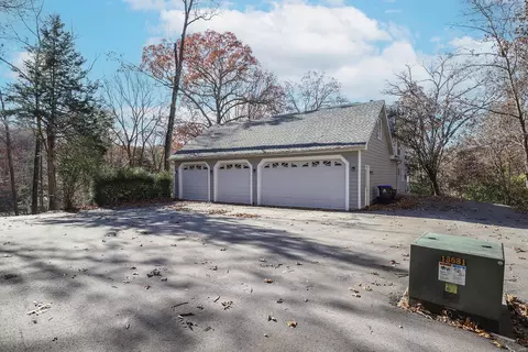 Exterior - 3904 Tamara Trl, Wildwood, MO 63069 photo 12 of 13