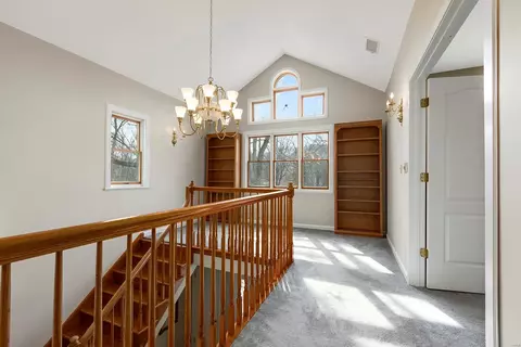 Entry Way - 3904 Tamara Trl, Wildwood, MO 63069 photo 2 of 3