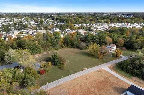 2375 Circle Dr, O'fallon, MO 63368 photo 8