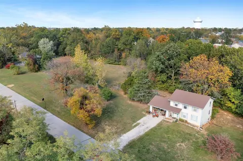2375 Circle Dr, O'fallon, MO 63368 photo 4