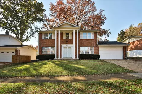 9749 Wickstrom Ter, Saint Louis, MO 63123