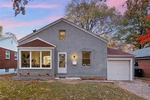 6895 Dartmouth, University City, MO 63130