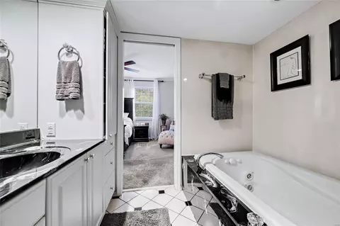 1041 Pinegate Dr, Saint Louis, MO 63122 photo 11