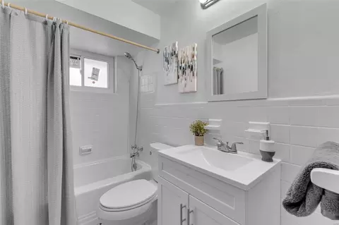 8257 Appleton Dr, Saint Louis, MO 63132 photo 9