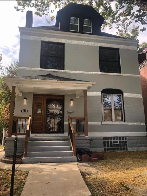 4544 Newberry Ter, Saint Louis, MO 63113