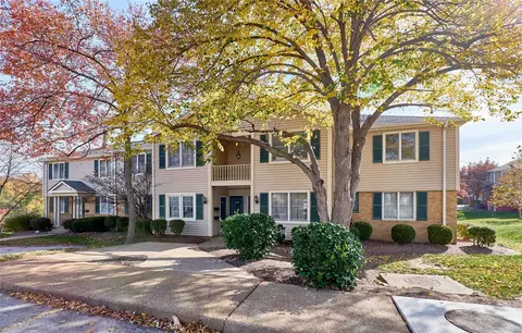 1712 Canary Cv, Saint Louis, MO 63144