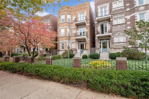 4256 Lindell Blvd #C, Saint Louis, MO 63108