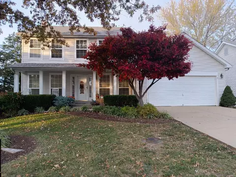 1451 Hawkins Corners Dr, Fenton, MO 63026
