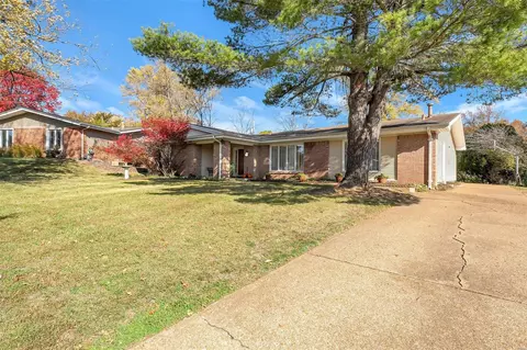 109 Five Meadows Ln, Ballwin, MO 63011 photo 32