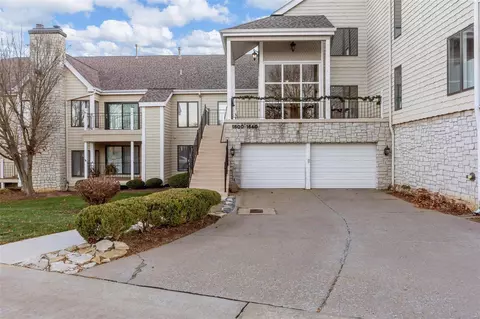 1608 Lake Knoll Dr #1A, Lake Saint Louis, MO 63367