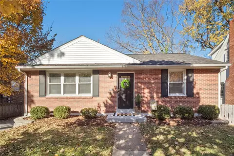 6921 Dartmouth Ave, Saint Louis, MO 63130