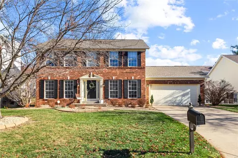 313 Wildberry Ln, Saint Charles, MO 63304