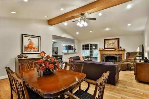 973 Beacon Woods Ct, Manchester, MO 63021 photo 4