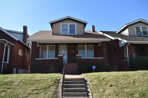 4874 Lee Ave, Saint Louis, MO 63115