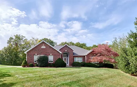 19 Schoen Morgen Dr, O'fallon, MO 63366