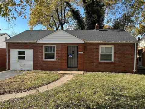 6709 Torlina Dr, Saint Louis, MO 63134