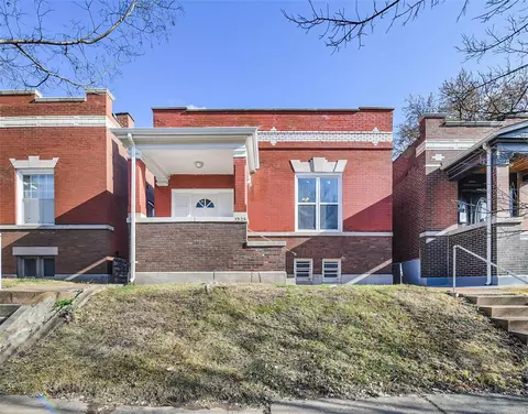 3928 Pennsylvania Ave, Saint Louis, MO 63118