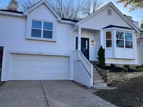 452 Seton Hall Ct, Valley Park, MO 63088