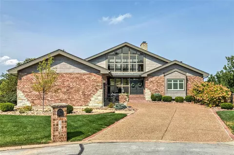 174 Blackrock Ln, Weldon Spring, MO 63304