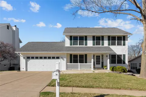 7 Feise Forest Ct, O'fallon, MO 63368
