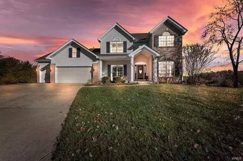 646 Dartmouth Crossing Ct, Wildwood, MO 63011