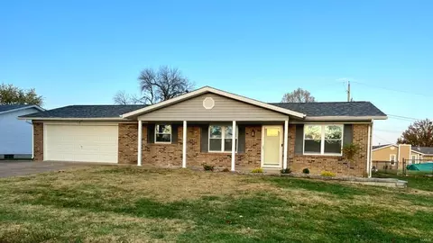 914 Mallory Dr, Saint Charles, MO 63303
