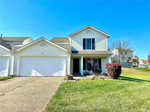 505 River Forest Dr, Wentzville, MO 63385