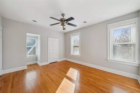 5523 Gresham Ave, Saint Louis, MO 63109 photo 17