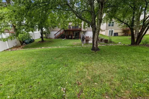 Exterior - 213 Brookmont Farm Ct, Ballwin, MO 63021 photo 10 of 10