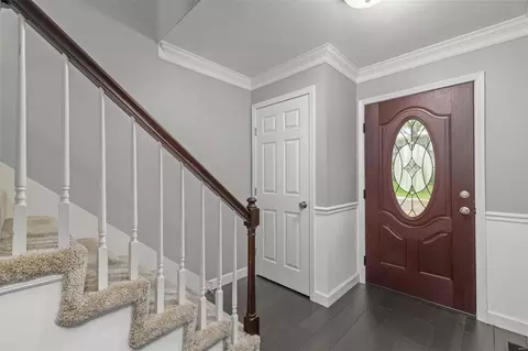 Entry Way - 213 Brookmont Farm Ct, Ballwin, MO 63021 photo 1 of 4