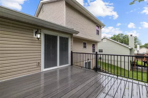 Exterior - 213 Brookmont Farm Ct, Ballwin, MO 63021 photo 9 of 10