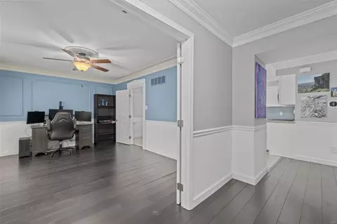 Entry Way - 213 Brookmont Farm Ct, Ballwin, MO 63021 photo 3 of 4