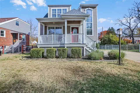 950 Sanders Dr, Sappington, MO 63126
