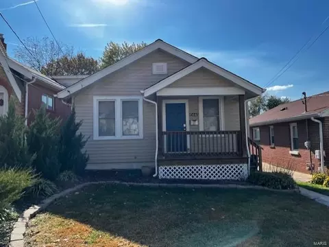 6448 Wade Ave, Saint Louis, MO 63139