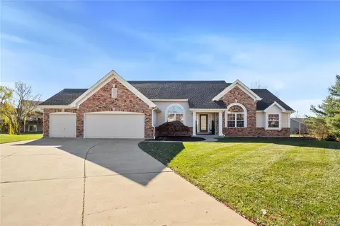 41 Westbend Ct, Dardenne Prairie, MO 63368