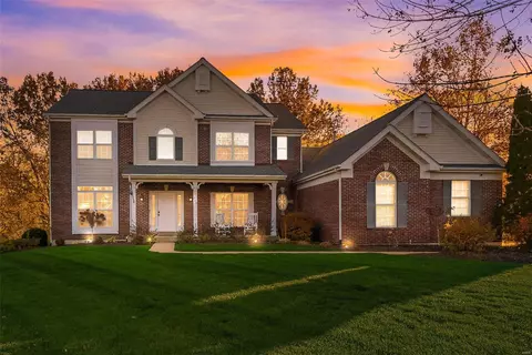 713 Abbottsford Ct, Lake Saint Louis, MO 63367